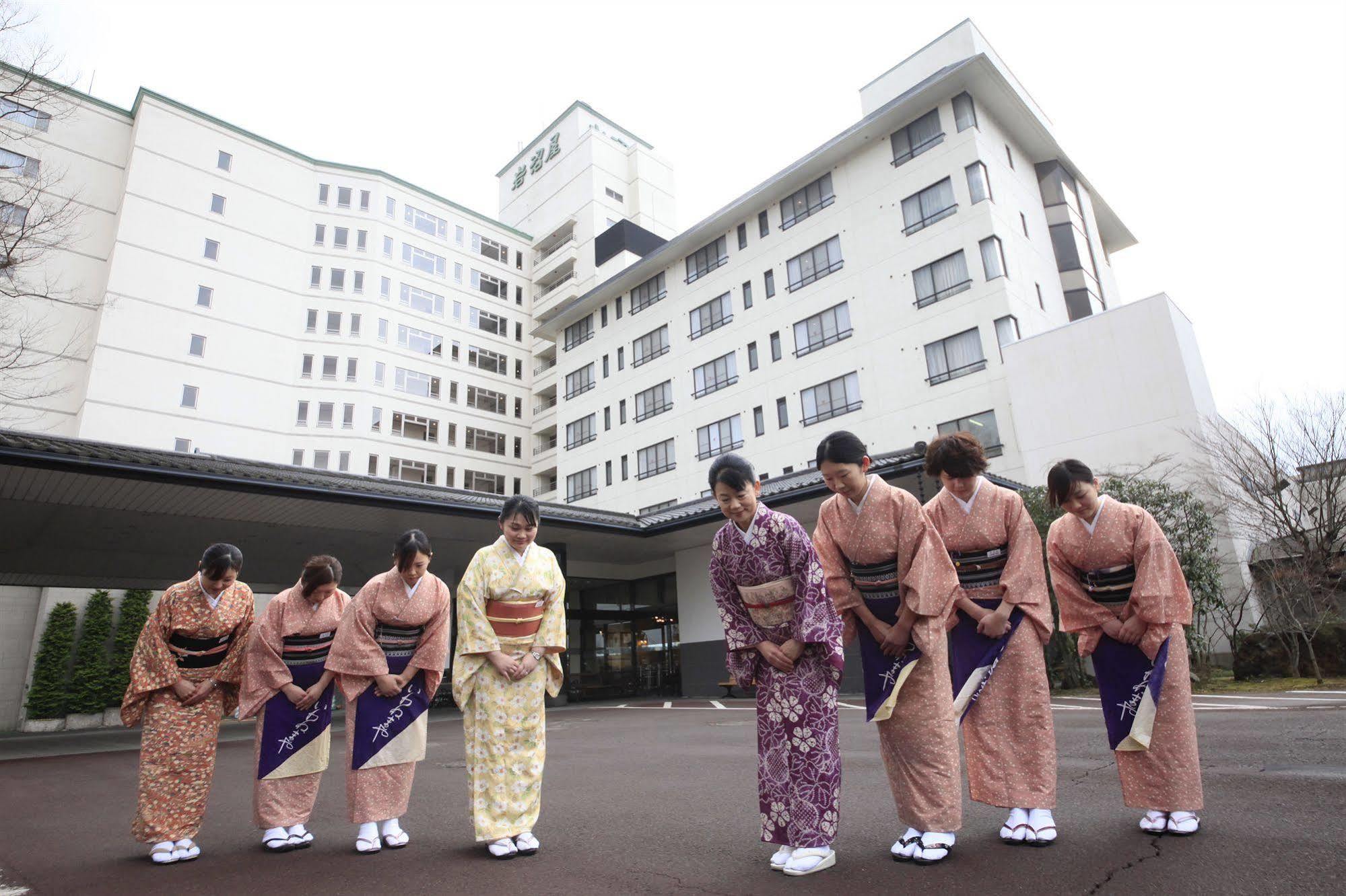 Sendai Akiu Spa Hotel Iwanumaya Bagian luar foto