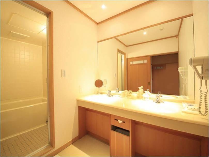 Sendai Akiu Spa Hotel Iwanumaya Bagian luar foto