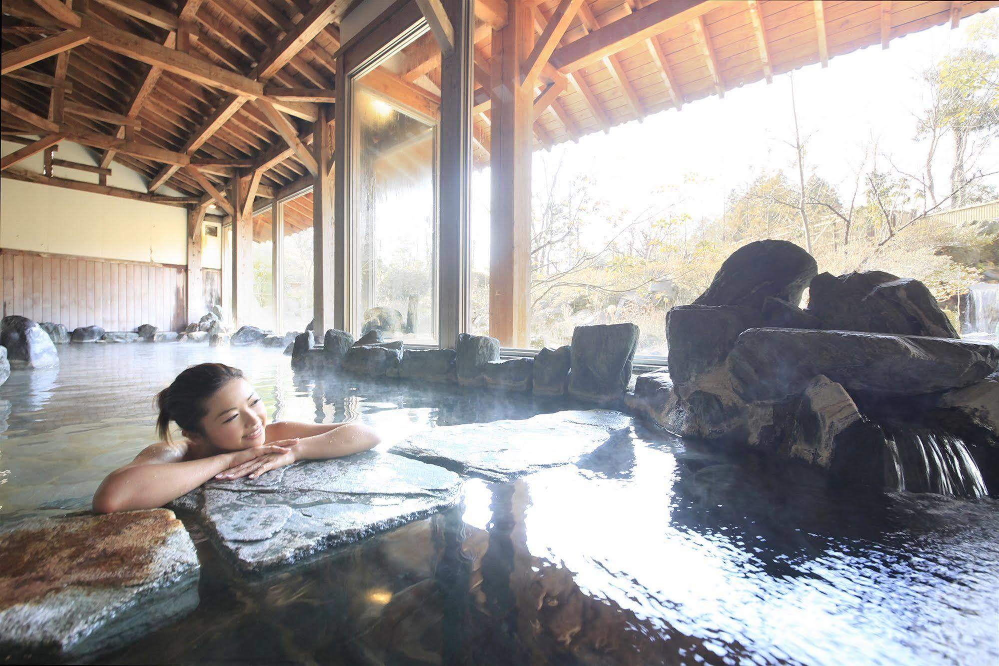 Sendai Akiu Spa Hotel Iwanumaya Bagian luar foto